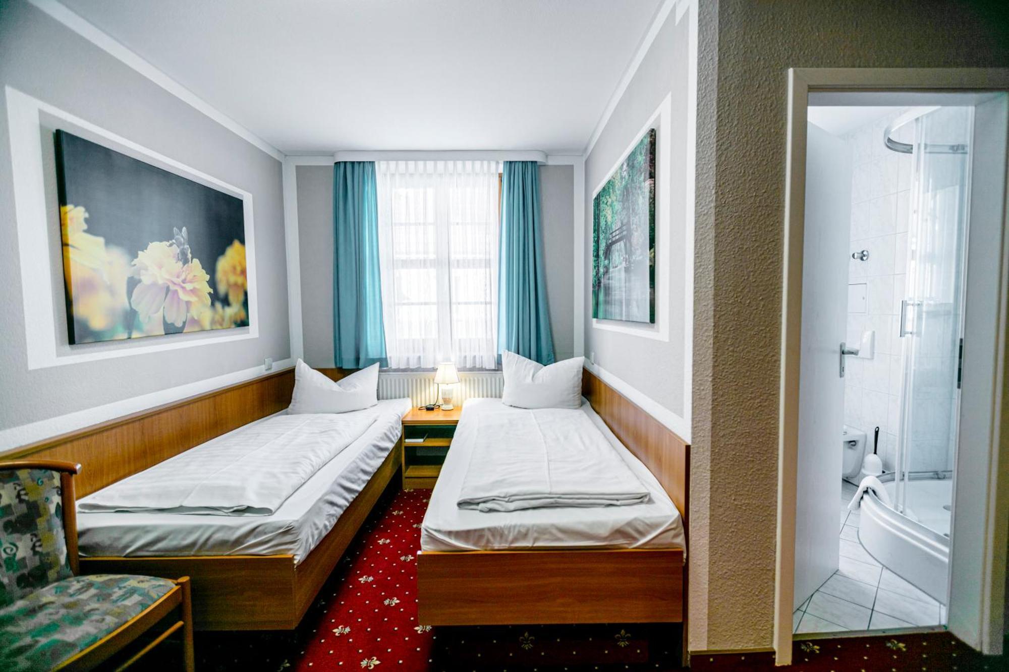 Hotel Zum Goldenen Löwen Peitz Buitenkant foto