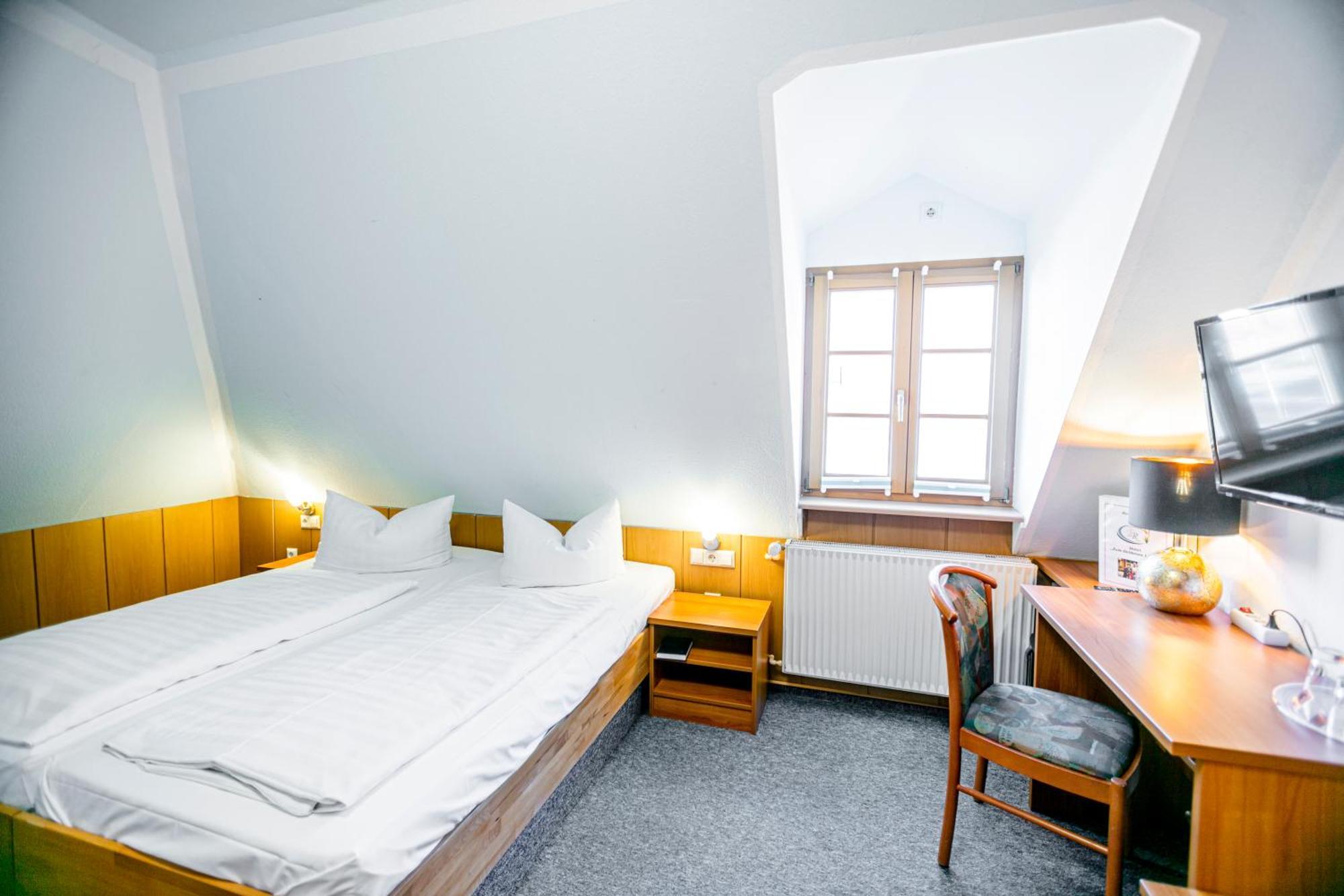 Hotel Zum Goldenen Löwen Peitz Buitenkant foto