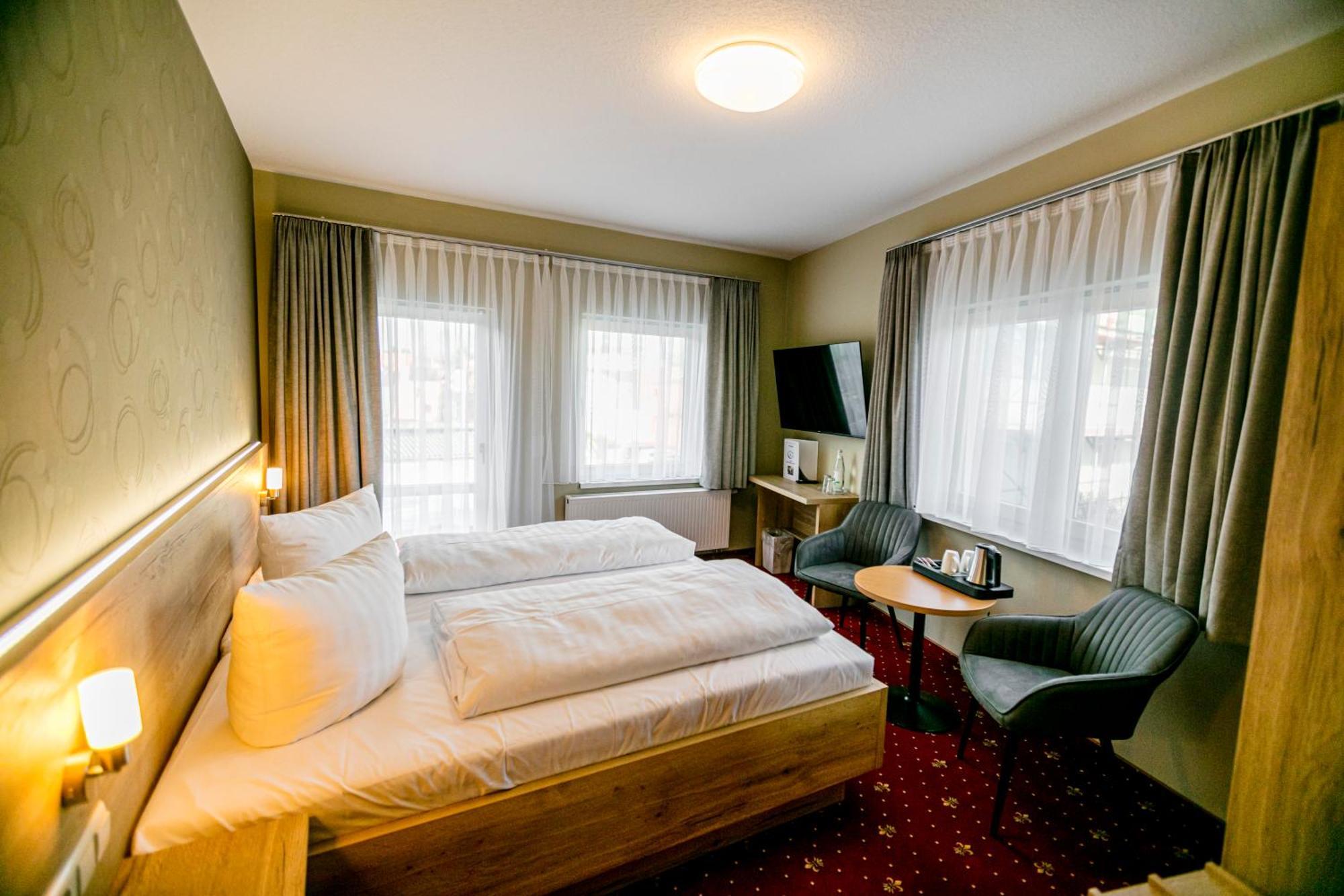 Hotel Zum Goldenen Löwen Peitz Buitenkant foto